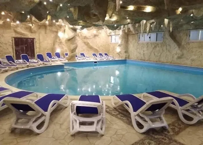 La Serena Red Carpet Chalet